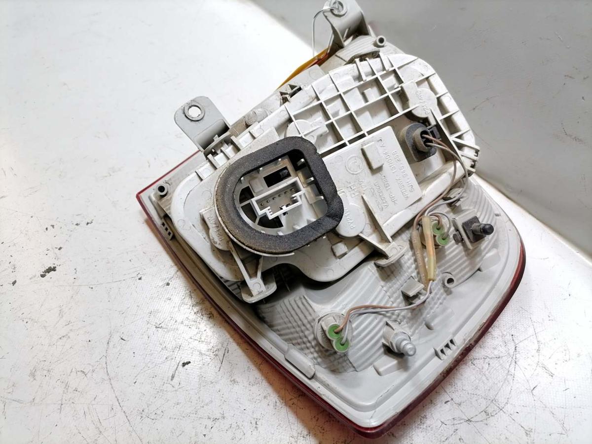 Skoda Rapid NH Rücklicht Rückleuchte Schlussleuchte links Limousine Bj.2013